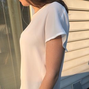 Women’s NWT white cut-out blouse S